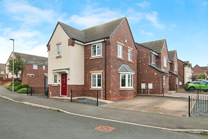 3 Bedroom Detached House For Sale In Spring Pool Meadow, Dudley, DY1