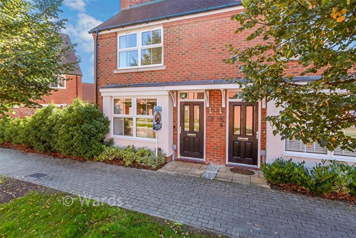 2 Bedroom Semi-Detached House For Sale In Orchard Way, West Malling, Kent, ME19