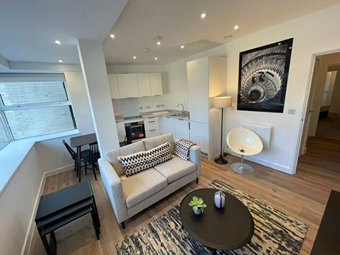 2 Bedroom Flat To Rent In St. Nicholas Street, Ipswich, Suffolk, IP1