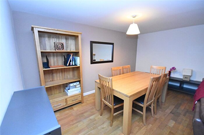 2 Bedroom Flat To Rent In Dee Village, City Centre, Aberdeen, AB11