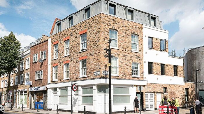 2 Bedroom Flat For Sale In Balls Pond Road, Hackney, N1
