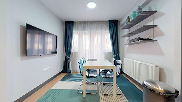 1 Bedroom Studio To Rent In Newlands Road, Norbury, London, SW16