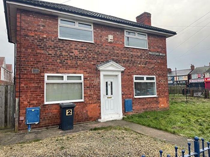 3 Bedroom House To Rent In Preston Road, Hull, HU9