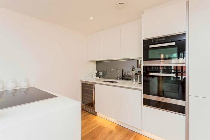 2 Bedroom Flat To Rent In The Courthouse, Horseferry Road, Westminster, London, SW1P