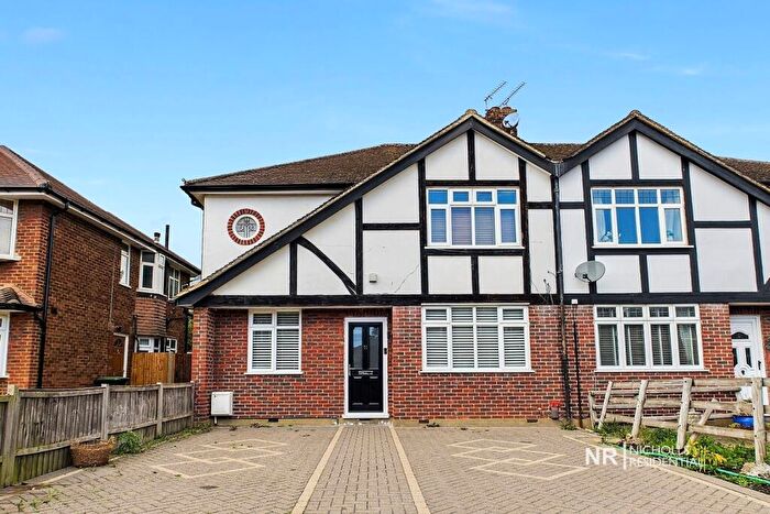 2 Bedroom Maisonette For Sale In Cheshire Gardens, Chessington, Surrey., KT9