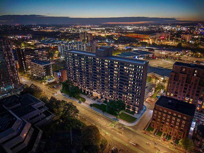 1 Bedroom Apartment For Sale In Horizon, Manchester, M16