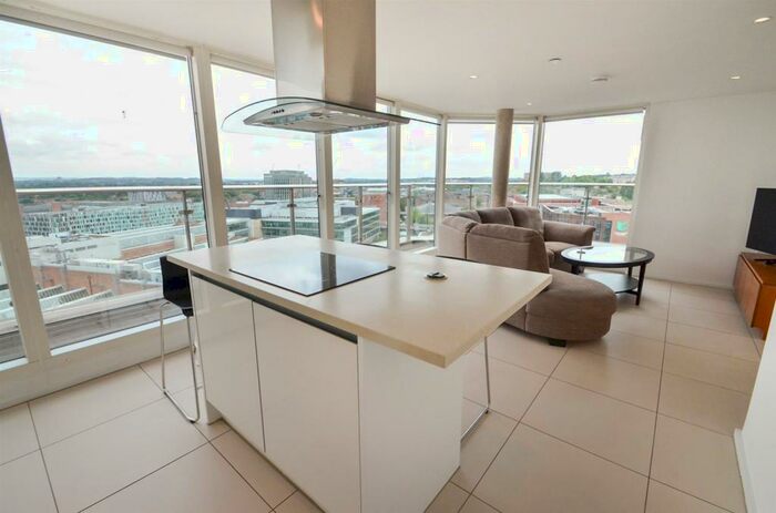 2 Bedroom Penthouse To Rent In Canal Street, Nottingham, NG1