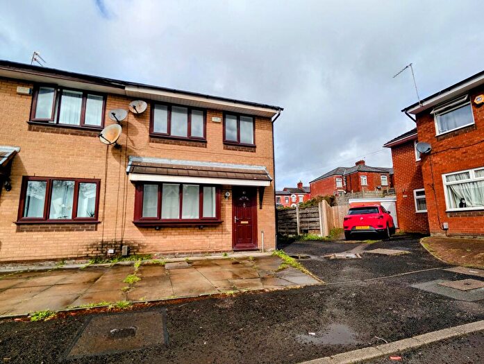 3 Bedroom House To Rent In Abercarn Close, Cheetham Hill, M8