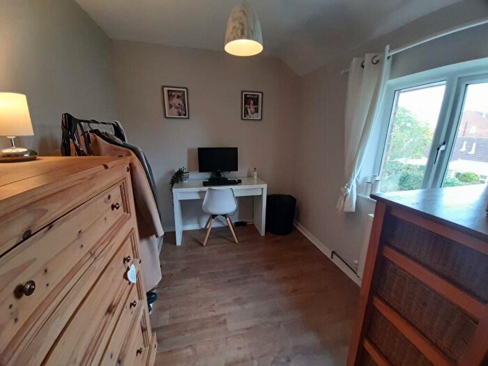 3 Bedroom Terraced House For Sale In Highfield Close, Gainsborough, DN21