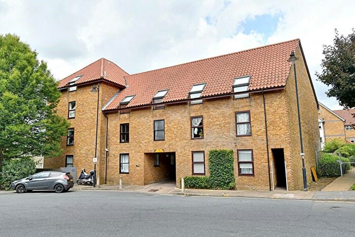 1 Bedroom Flat To Rent In Shaftesbury Quay, Hertford, SG14