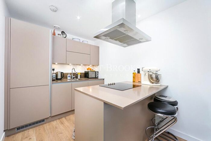 1 Bedroom Apartment To Rent In Stratosphere Tower, Great Eastern Road, Stratford, E15