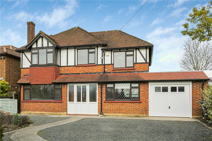 4 Bedroom Detached House To Rent In Laleham Road, Shepperton, Surrey, TW17