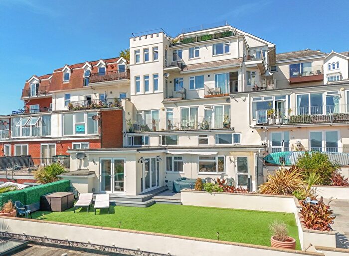 4 Bedroom Flat For Sale In Alta Vista Road, Goodrington, Paignton, TQ4