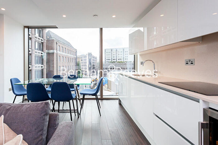 2 Bedroom Apartment To Rent In Lavender Place, Royal Mint Street, E1