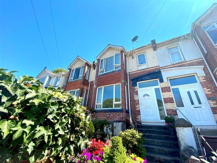 2 Bedroom Flat To Rent In Teignmouth Road, Torquay, Devon, TQ1