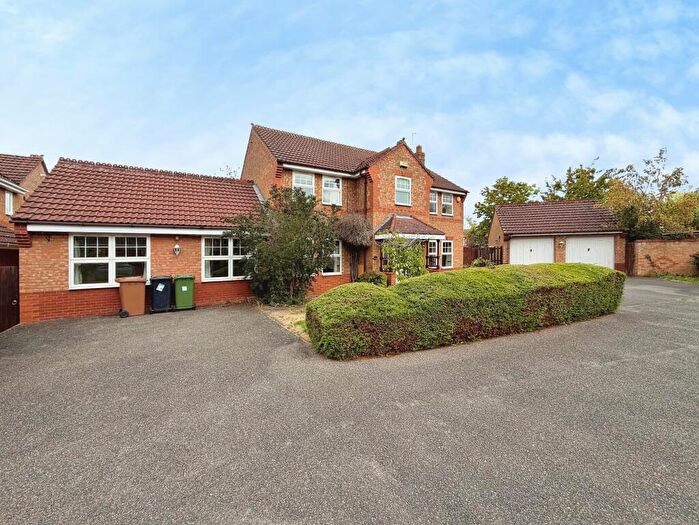 5 Bedroom House To Rent In Edenfield, Orton Longueville, PE2