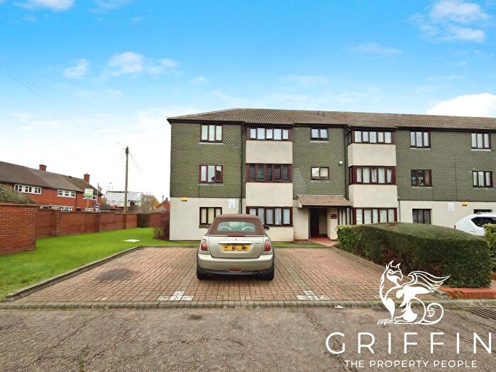 1 Bedroom Flat To Rent In Meresmans, Teviot Avenue, Aveley, RM15