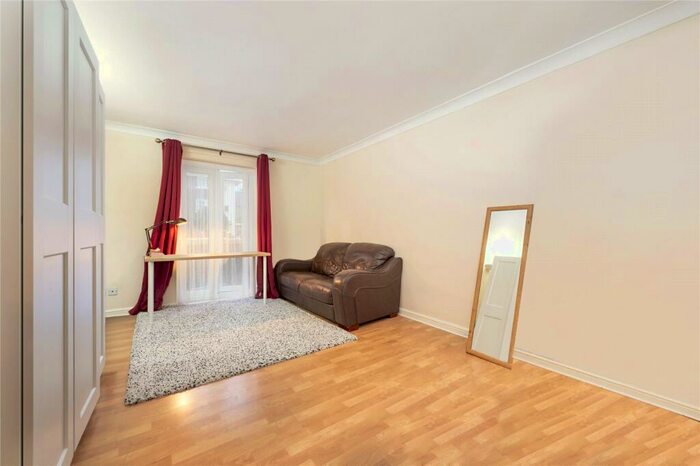4 Bedroom House To Rent In Sextant Avenue, Cubitt Town, E14