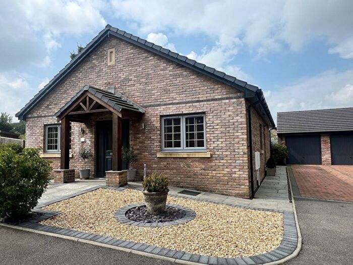 3 Bedroom Detached Bungalow For Sale In Llys Tirnant, Tycroes, Ammanford, Carmarthenshire., SA18