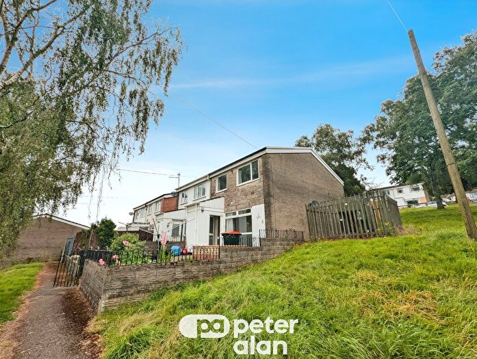 3 Bedroom End Of Terrace House To Rent In Keene Avenue, Newport, NP10