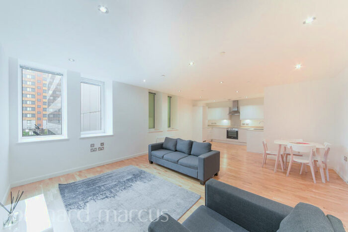 2 Bedroom Flat To Rent In Lansdowne Road, Croydon, CR0