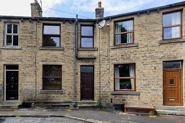 1 Bedroom Terraced House For Sale In Beaumont Street, Huddersfield, HD4