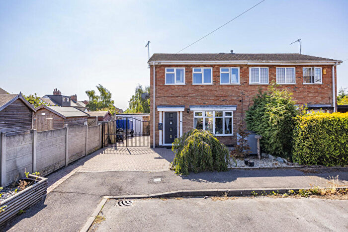 3 Bedroom Semi-Detached House For Sale In Blue Bell Close, Underwood, NG16