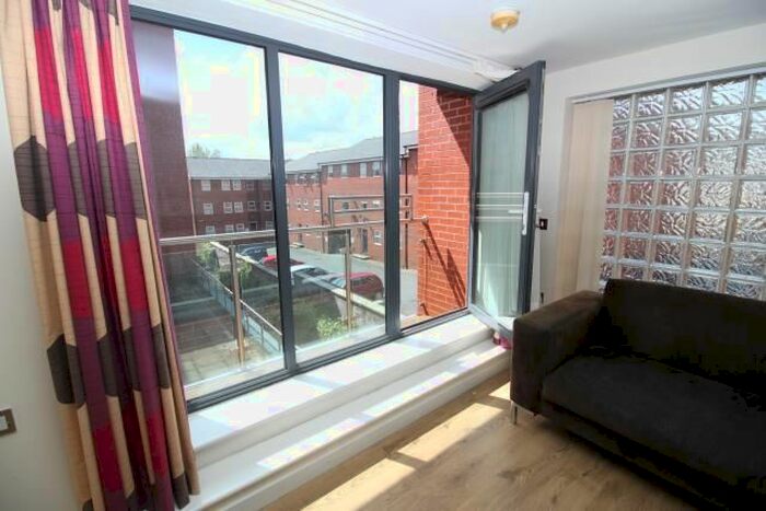 1 Bedroom Flat To Rent In Victoria Street, Sheffield, Uk, S3