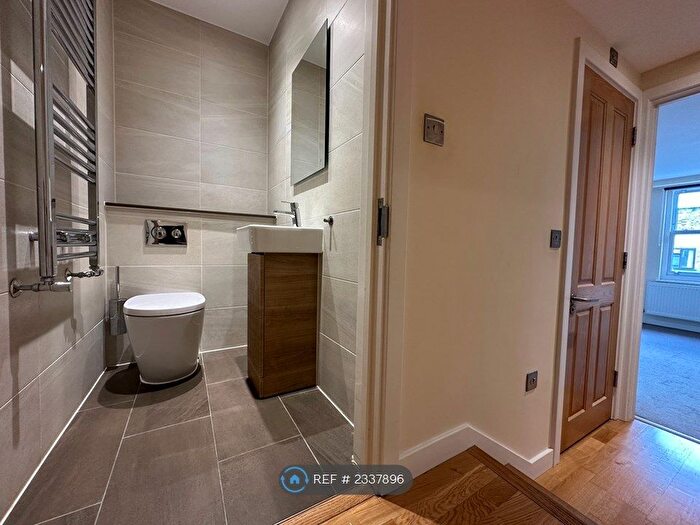 1 Bedroom Flat To Rent In Kingsland Road, London, E2