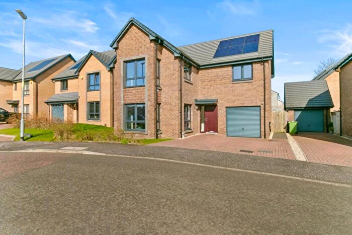 4 Bedroom Detached House For Sale In Darnley Mill Crescent, Darnley, G53