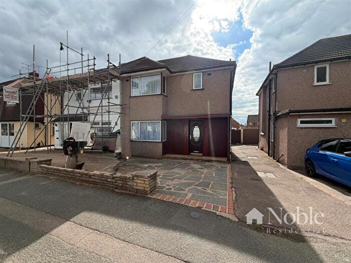 3 Bedroom Semi-Detached House To Rent In Coronation Drive, Hornchurch, RM12