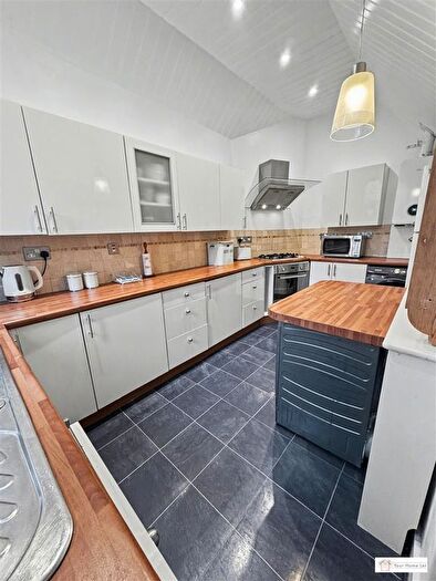 2 Bedroom Detached House To Rent In Blachford Road, Ivybridge, PL21