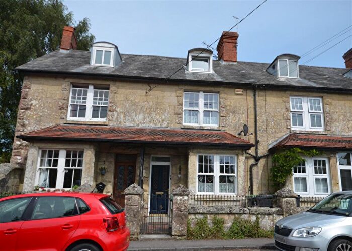 3 Bedroom Terraced House For Sale In Victoria Street, Shaftesbury, SP7
