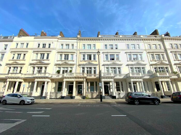 2 Bedroom Flat To Rent In St Georges Drive, London, SW1V