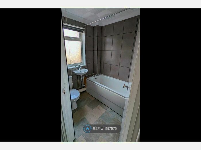 3 Bedroom Terraced House To Rent In Reepham, Orton Brimbles, Peterborough, PE2