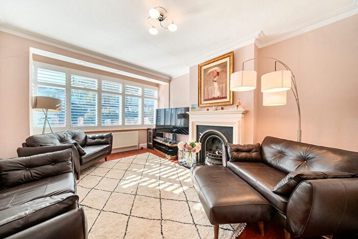 3 Bedroom Terraced House For Sale In Cranston Road, Cranston Road, London, SE23