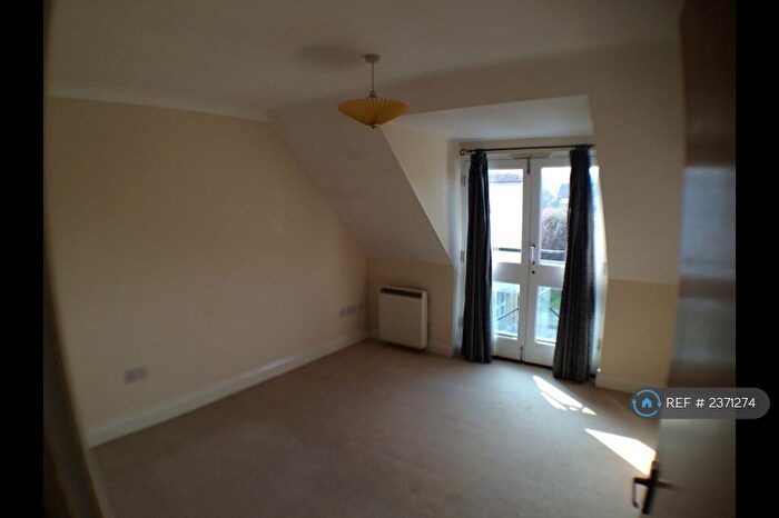 2 Bedroom Flat To Rent In Baldock Street, Royston, SG8