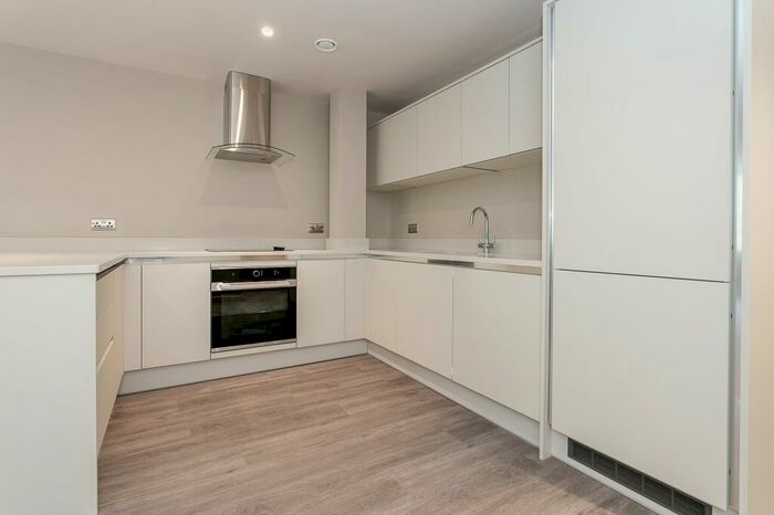 2 Bedroom Apartment To Rent In - Cambridge Road, Harrogate, HG1