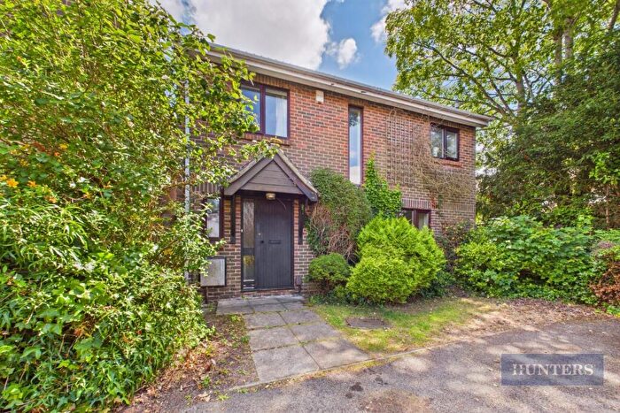 4 Bedroom Private Halls To Rent In Nursery Gardens, Winchester, SO22