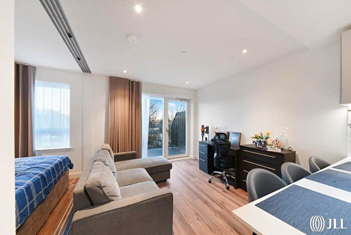 Apartment For Sale In Azure House, N8