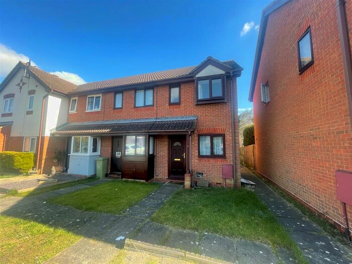 1 Bedroom Terraced House To Rent In Denchworth Court, Emerson Valley, Milton Keynes, MK4