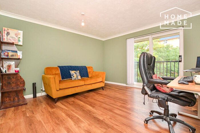 1 Bedroom Flat To Rent In Charles Street, CR0