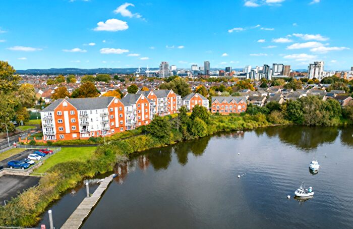 2 Bedroom Flat For Sale In Jim Driscoll Way, Cardiff Bay, Cardiff, CF11