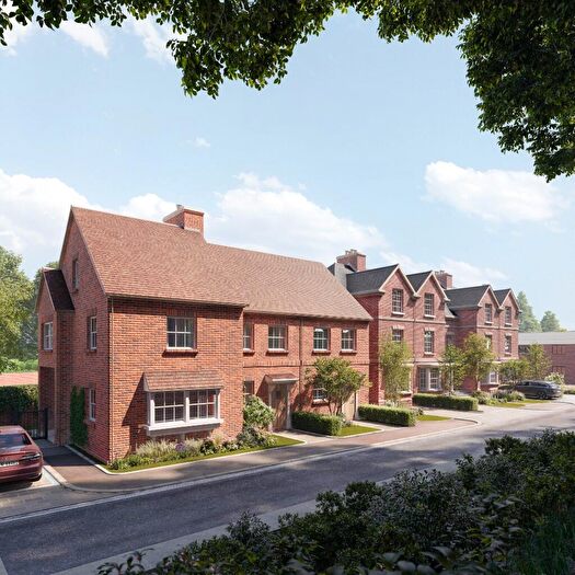 4 Bedroom Semi-Detached House For Sale In Station Road, Hungerford, Berkshire, RG17
