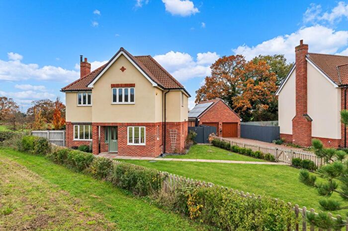 5 Bedroom Detached House For Sale In Wellington Close, Chedburgh, IP29