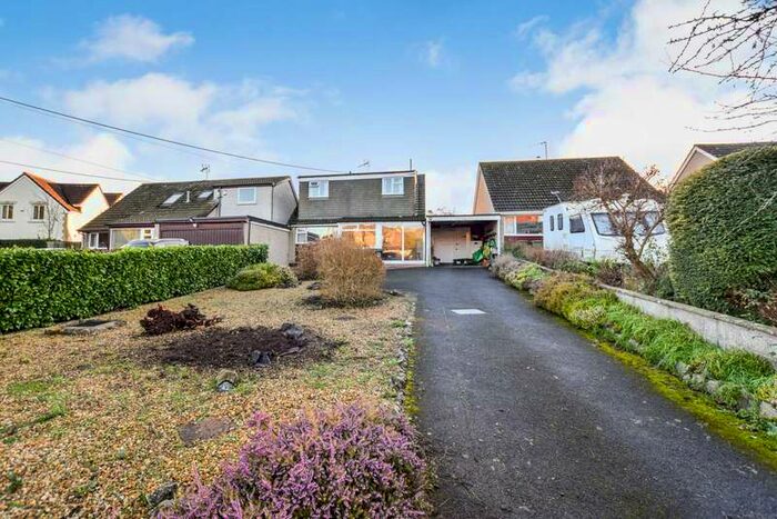 4 Bedroom Link Detached House For Sale In 42 Venus Street, Congresbury, Bristol, BS49