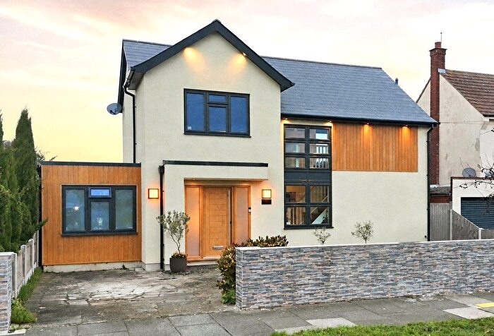 4 Bedroom Detached House For Sale In Marcus Avenue, Thorpe Bay, Essex, SS1