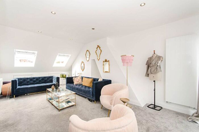 3 Bedroom Terraced House To Rent In Charlton Road, Harlesden, London, NW10