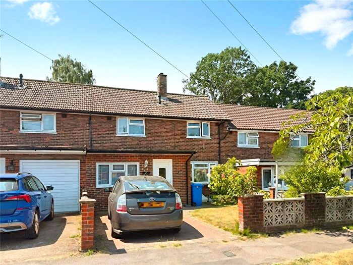 3 Bedroom Terraced House To Rent In Hammond Road, Woking, Surrey, GU21