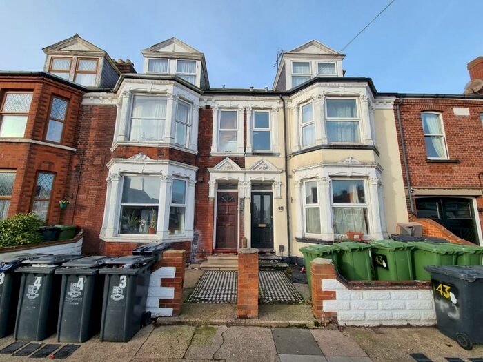 1 Bedroom Flat To Rent In Northgate Street, Great Yarmouth, Norfolk, NR30